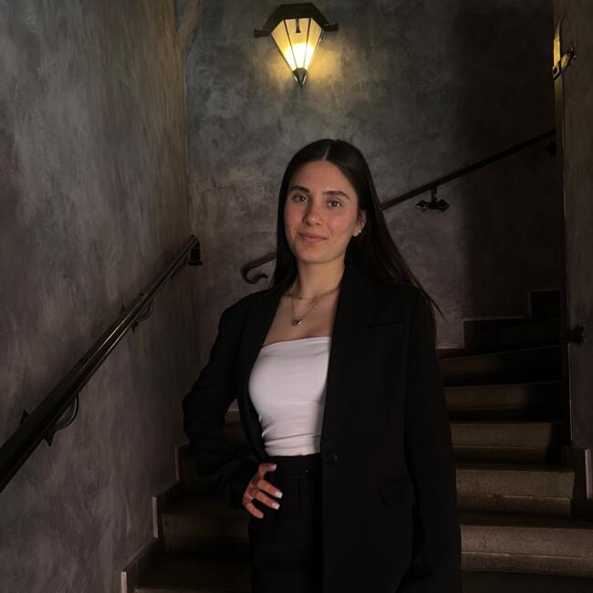 Babysitter in Prague: Andreea