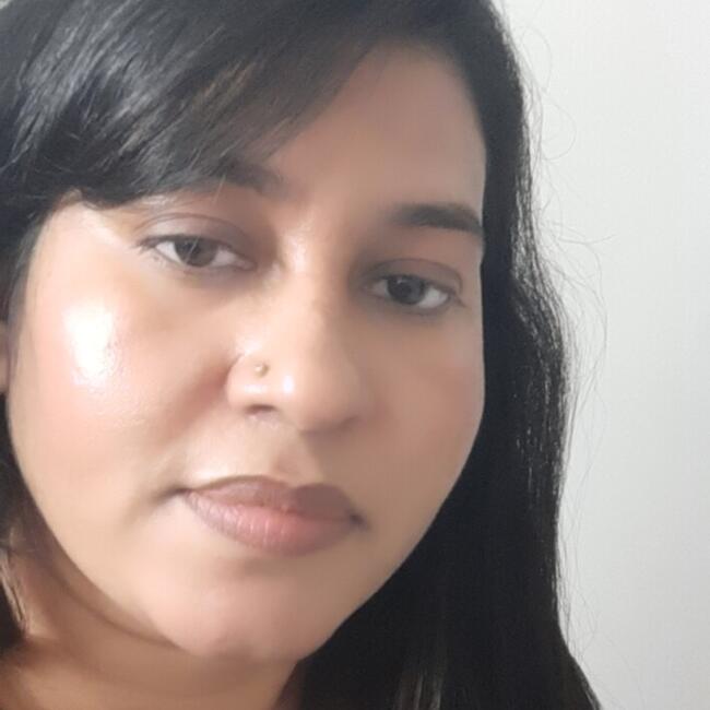 Babysitter in Dhaka: Alo