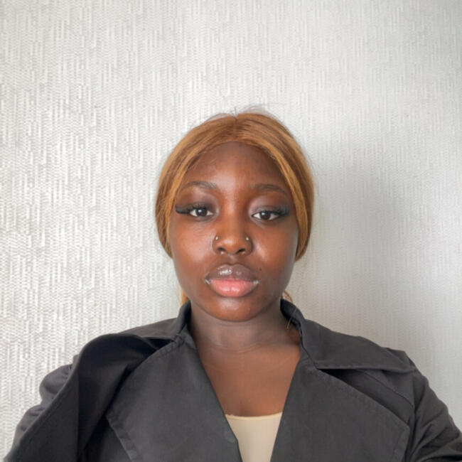 Nanny in Neuilly-sur-Marne: Esther