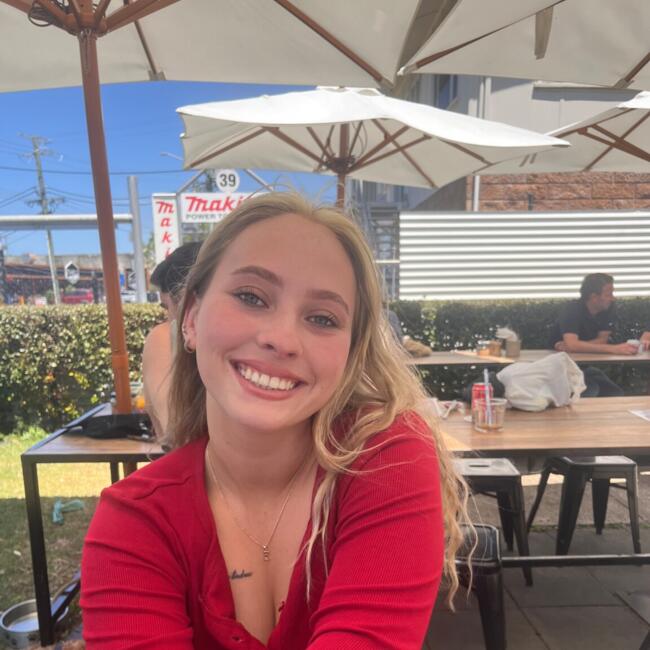 Babysitter in Gold Coast: Eden