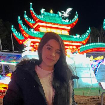 Babysitter Aurora: Viviana