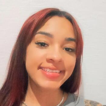 Babysitter in Betim: Glisia