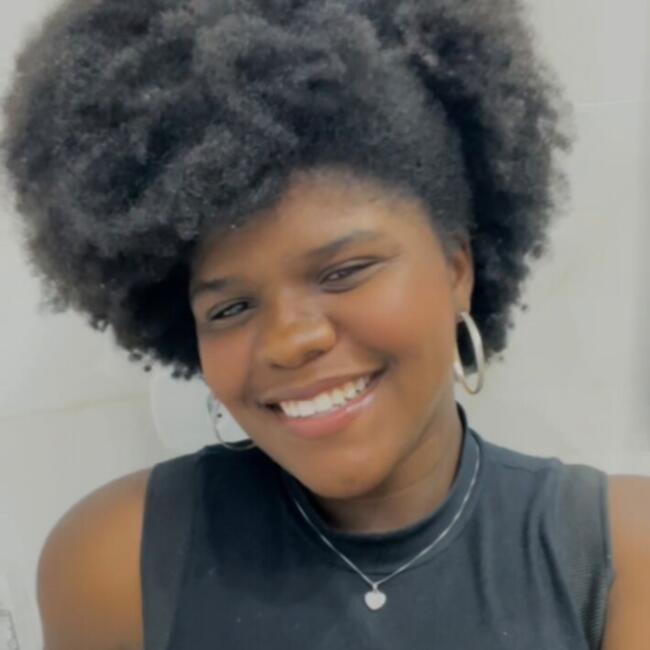 Babá em Aracaju: Leticia Graziele Dos Santos