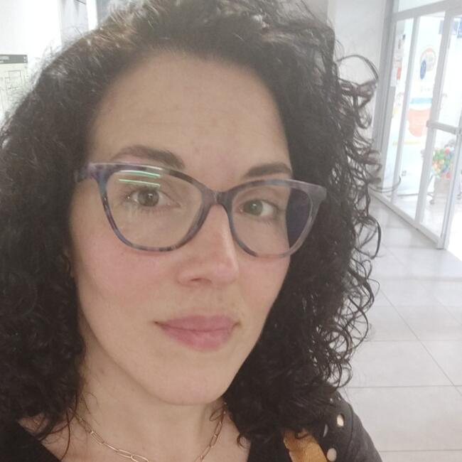 Babysitter in Vila Nova de Gaia: Mónica