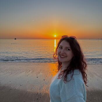 Babysitter in La Rochelle: Elysa