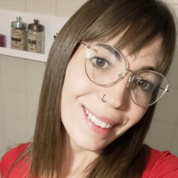 Niñera en Hurlingham: Florencia Villarroel.