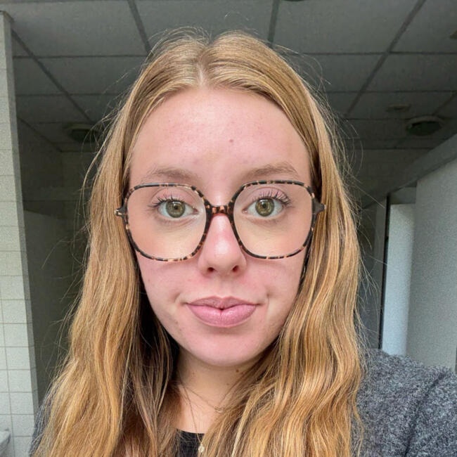 Babysitter in Longues-sur-Mer: Aubane