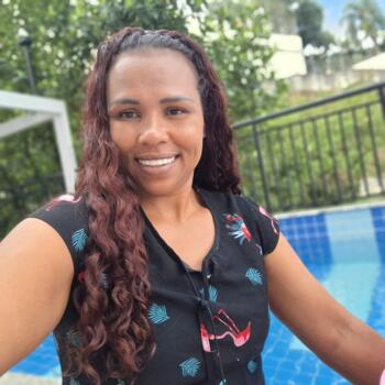 Babá em Osasco: Elicleides