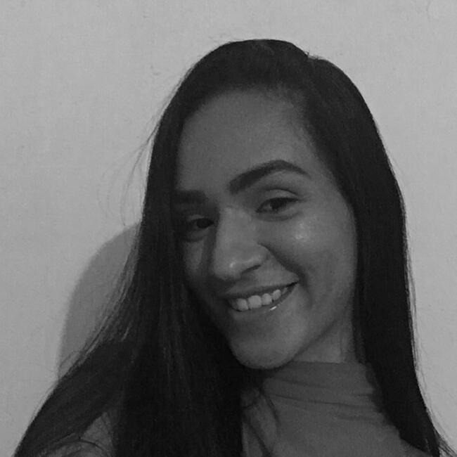Babysitter in Fortaleza: Paula