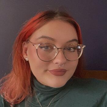 Babysitter in Manchester: Emily