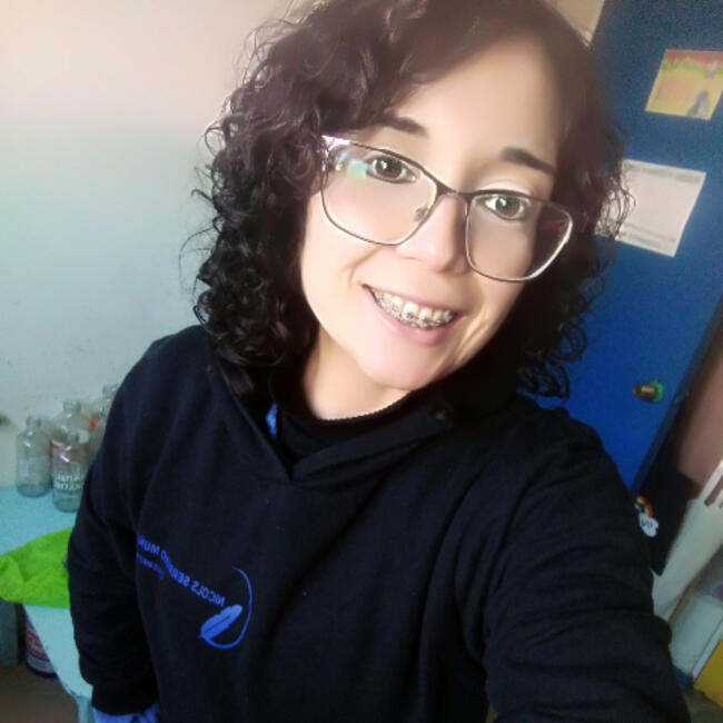 Babysitter in Peñaflor: Nicols