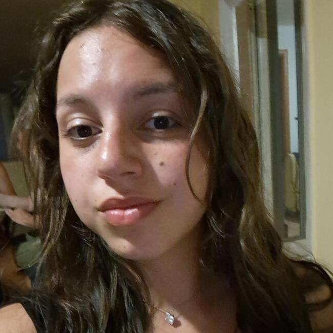 Babysitter in Cave: Monica