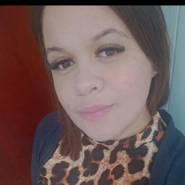 Babysitter in Cubatão: Juliana