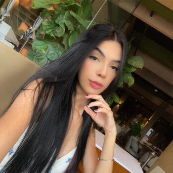 Babysitter in Várzea Grande: Nabila