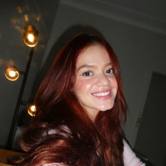 Babysitter in Sydney: Alejandra