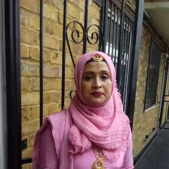 Babysitter in London: Jamili