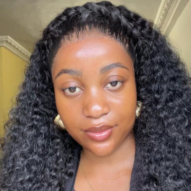 Babysitter in Ivry-sur-Seine: Elisabeth lagrande