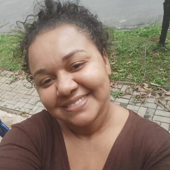 Babysitter in Caieiras: Janaina