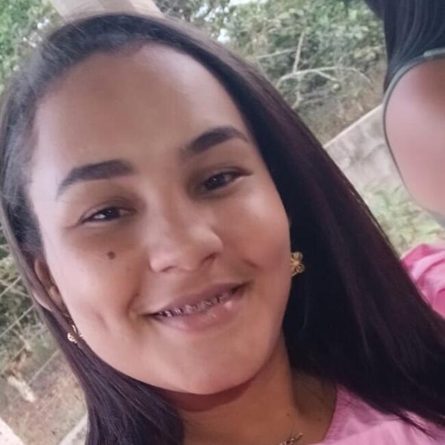 Babysitter in Salvador: Brenda