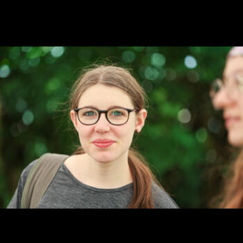 Babysitter Visé: Elise