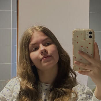 Babysitter Fontaines-sur-Saône: Sophie