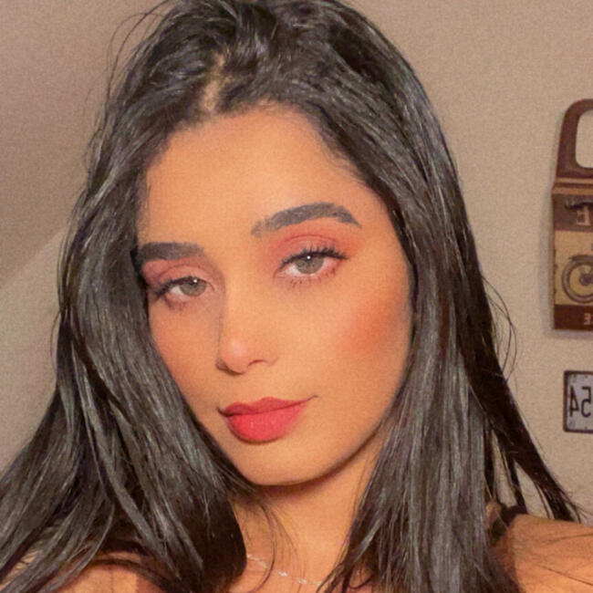 Babysitter in Saint-Brieuc: Manel