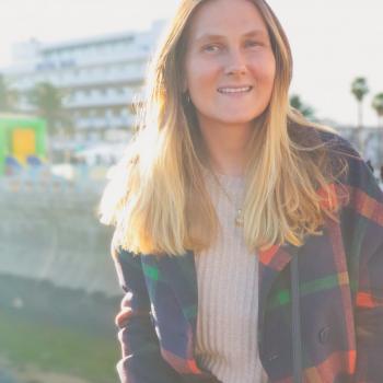 Babysitter Cascais: Julia