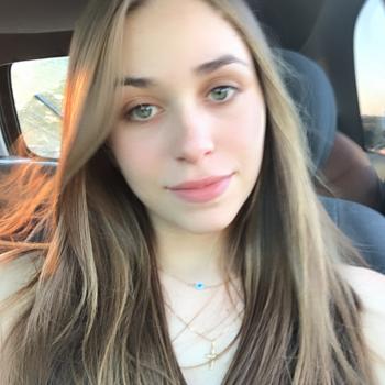 Babysitter in Blumenau: Adrielle