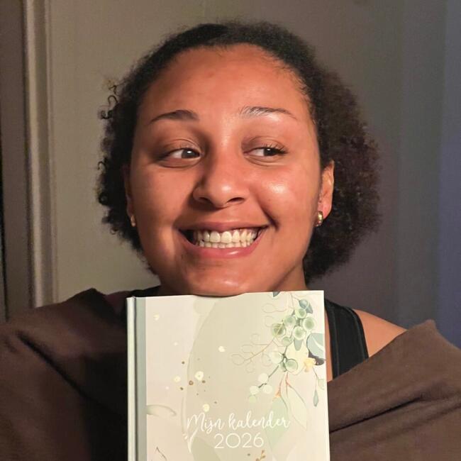 Babysitter in Kortrijk: Luna