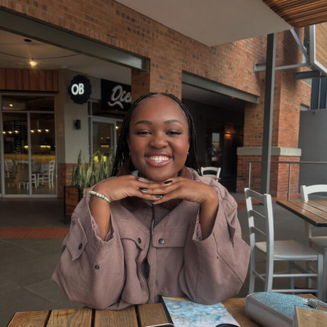 Babysitter in East London: Jaide