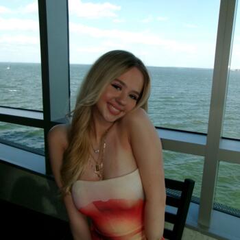 Babysitter Chicago: Anastasiya