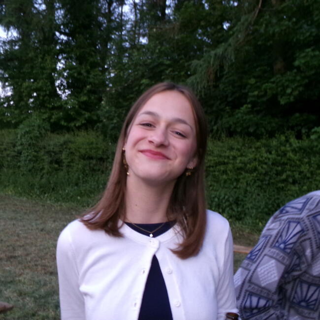 Babysitter in Mont-Saint-Guibert: Lara