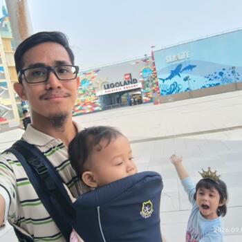 Childminder job in Johor Bahru: babysitting job Fahmi