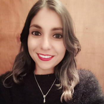 Babysitters in Escazú: Crissia