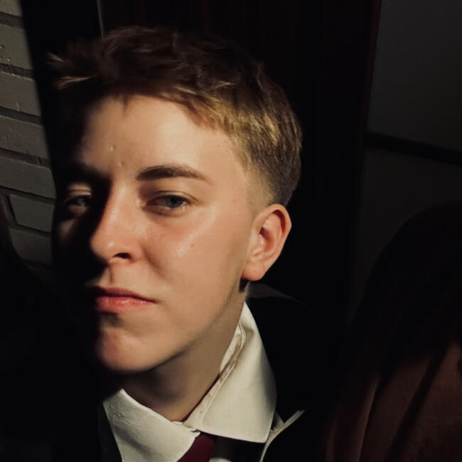 Babysitter in Ham-sur-Heure-Nalinnes: Kimberley