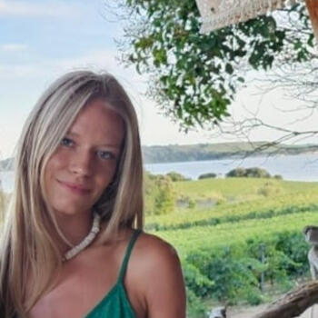 Babysitter in Gold Coast: Evenly