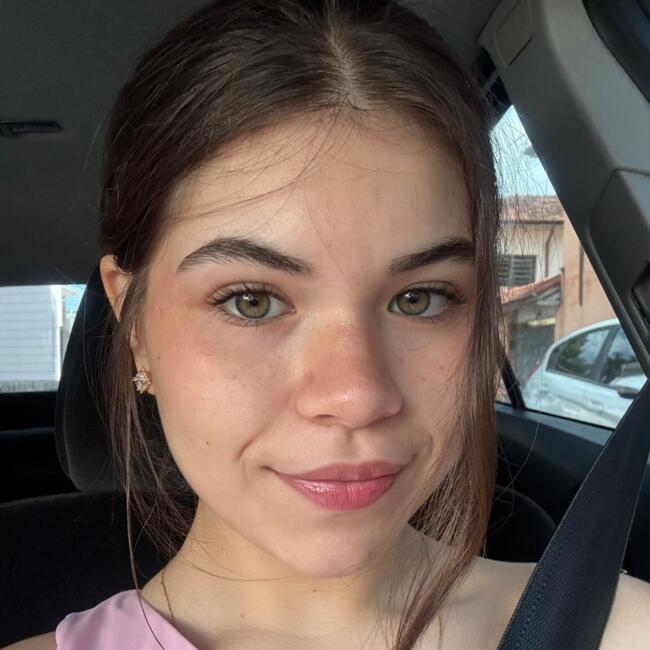 Babysitter in Jacareí: Laís