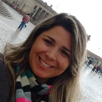 Emprego de babá Maricá: emprego de babá Aline