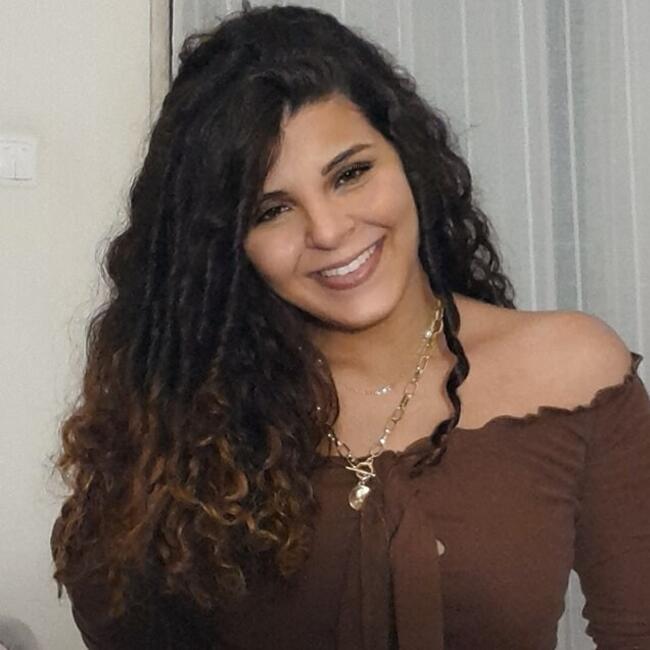 Babysitter em Amadora: Tayane