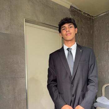 Babysitter in Cape Town: Hamaad