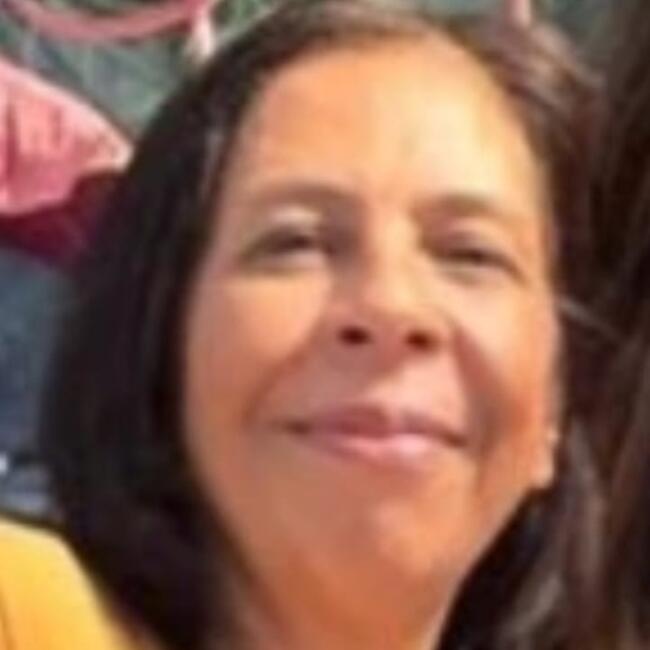 Babysitter in Vila Galvão: Katia