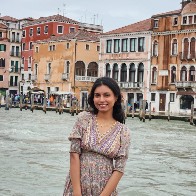 Babysitter a Bologna: Sweta parmar