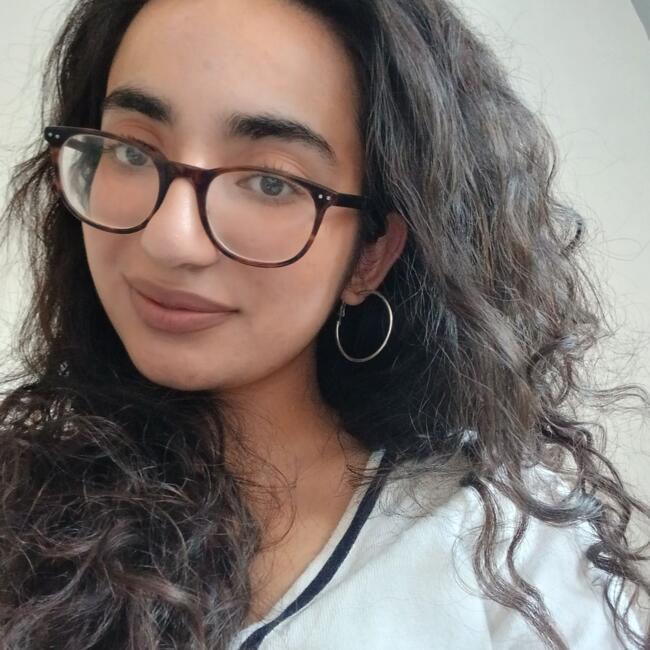 Babysitter in Northampton: Amelia