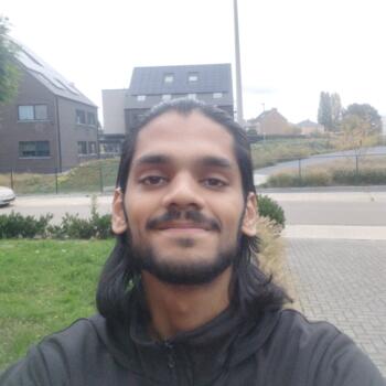 Babysitter in Diepenbeek: Usman