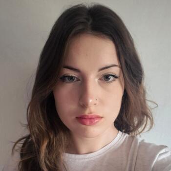 Babysitter in Rouen: Jeanne