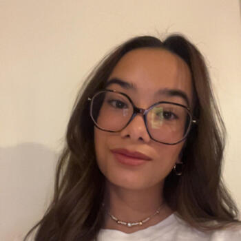 Babysitter in Baillargues: Leane