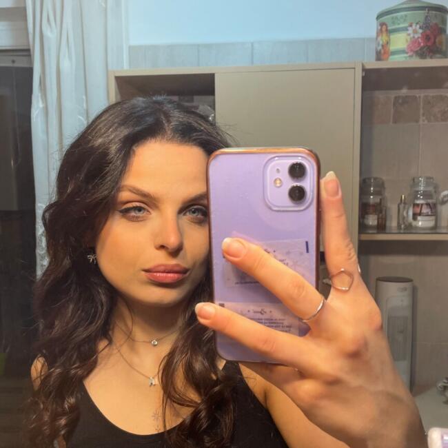 Babysitter in Fermo: Alice