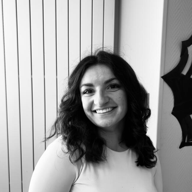 Babysitter in Buno-Bonnevaux: Sarah