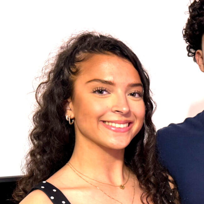 Babysitter in Servon: Flavia