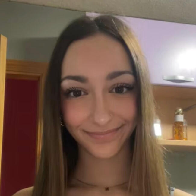 Babysitter in Carranque: Natalia